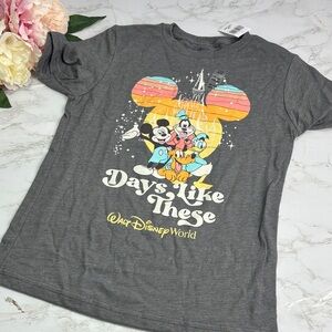 Disney Gray T-Shirt Days Like These Walt Disney World Mickey Tee Size Small NWT